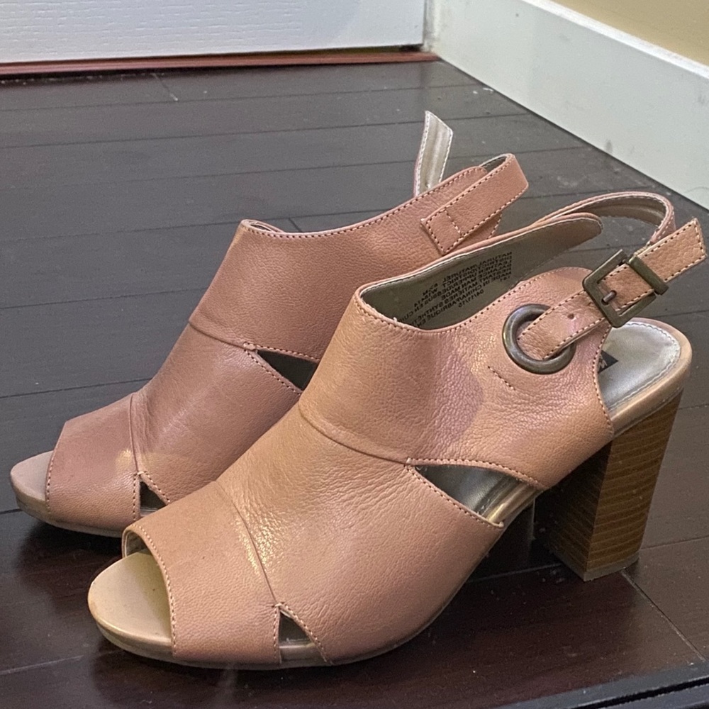 Chunky heels